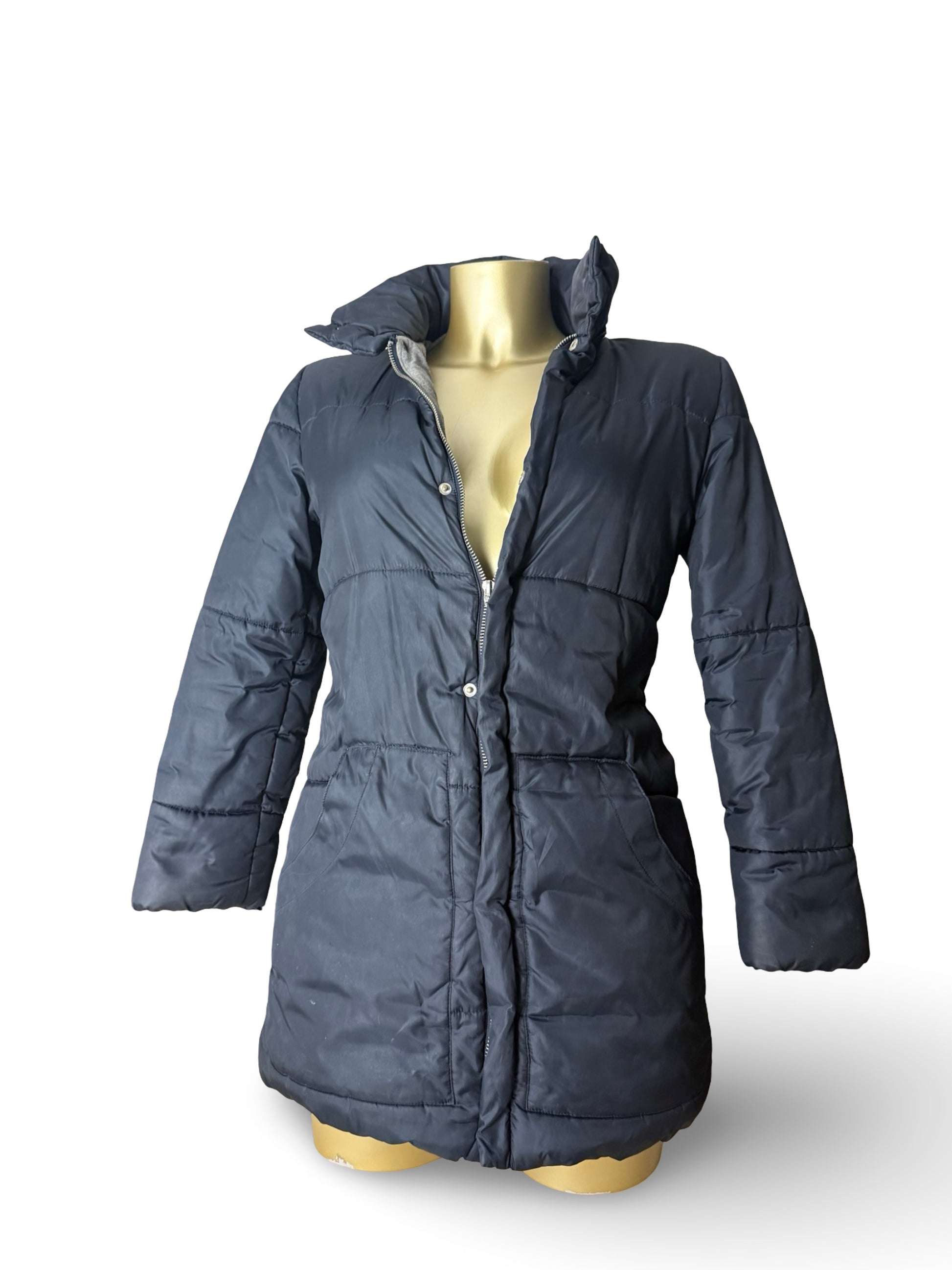 Black spell out logo puffer jacket (XS)