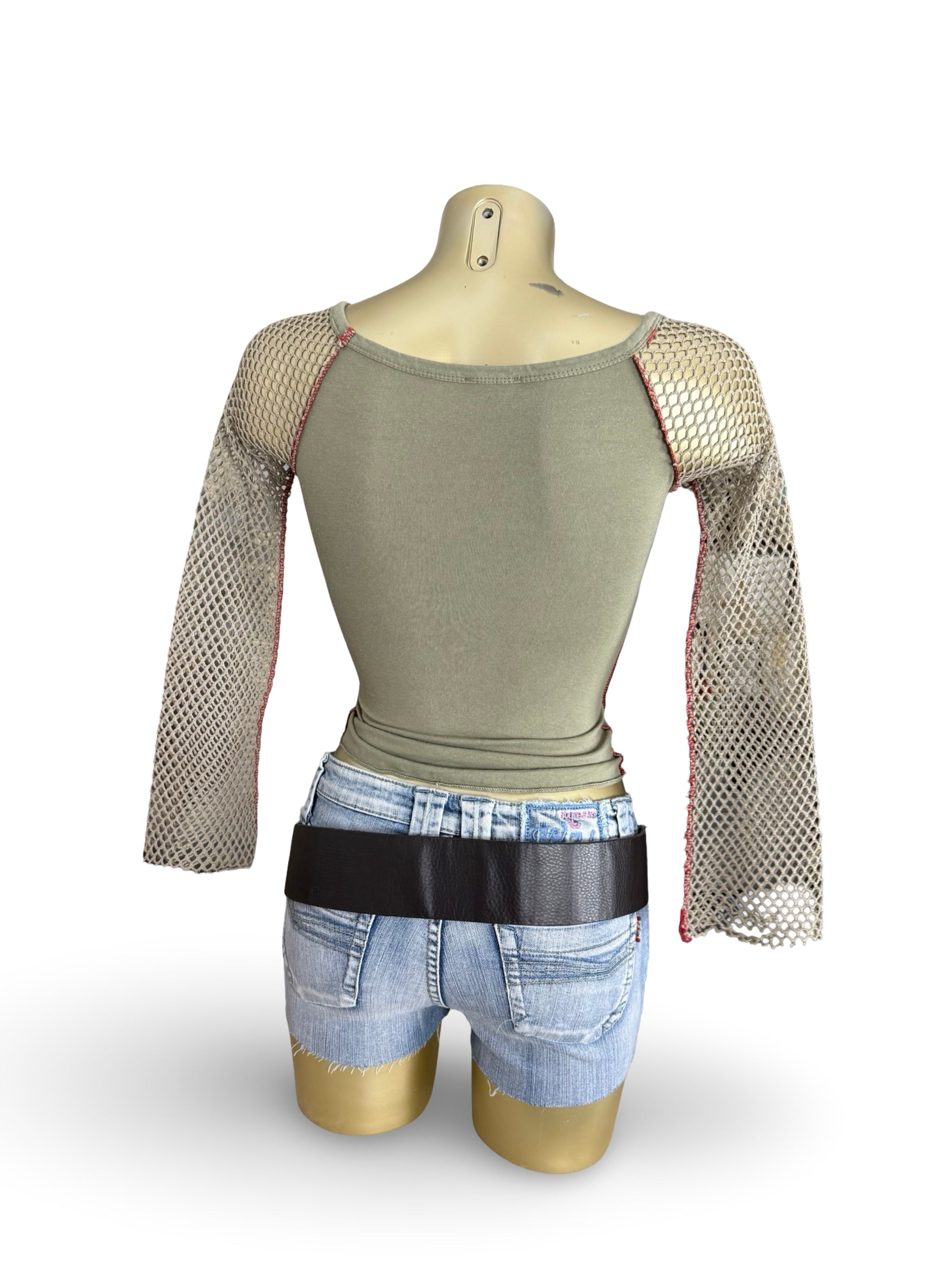 Khaki fishnet long sleeves top (S)