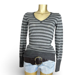 Grey striped V neck wool jumper (M)