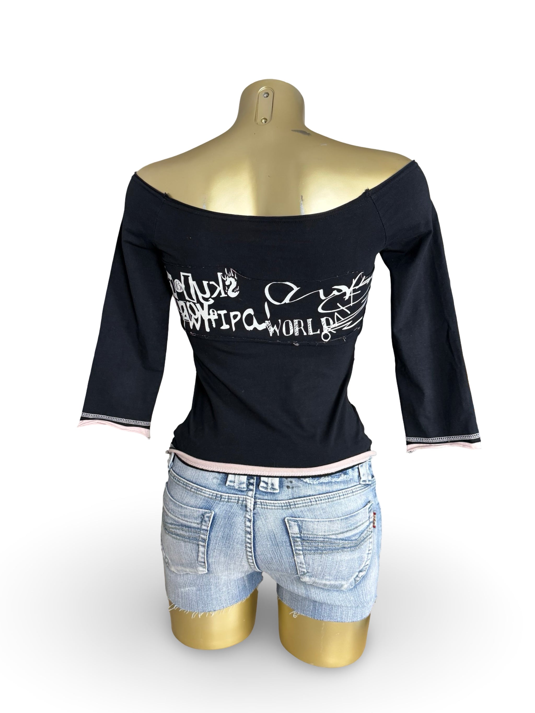 Black graphic cotton 3/4 sleeves top (M)