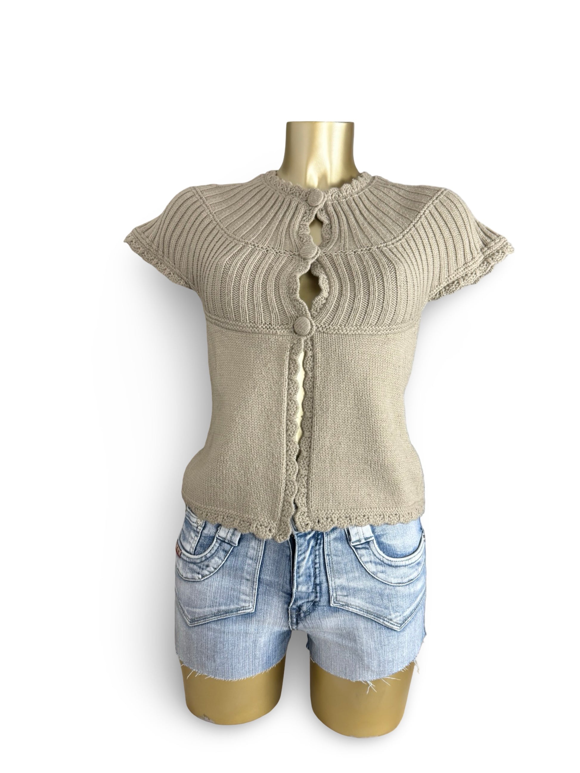 Beige short sleeves cardigan jumper (S)