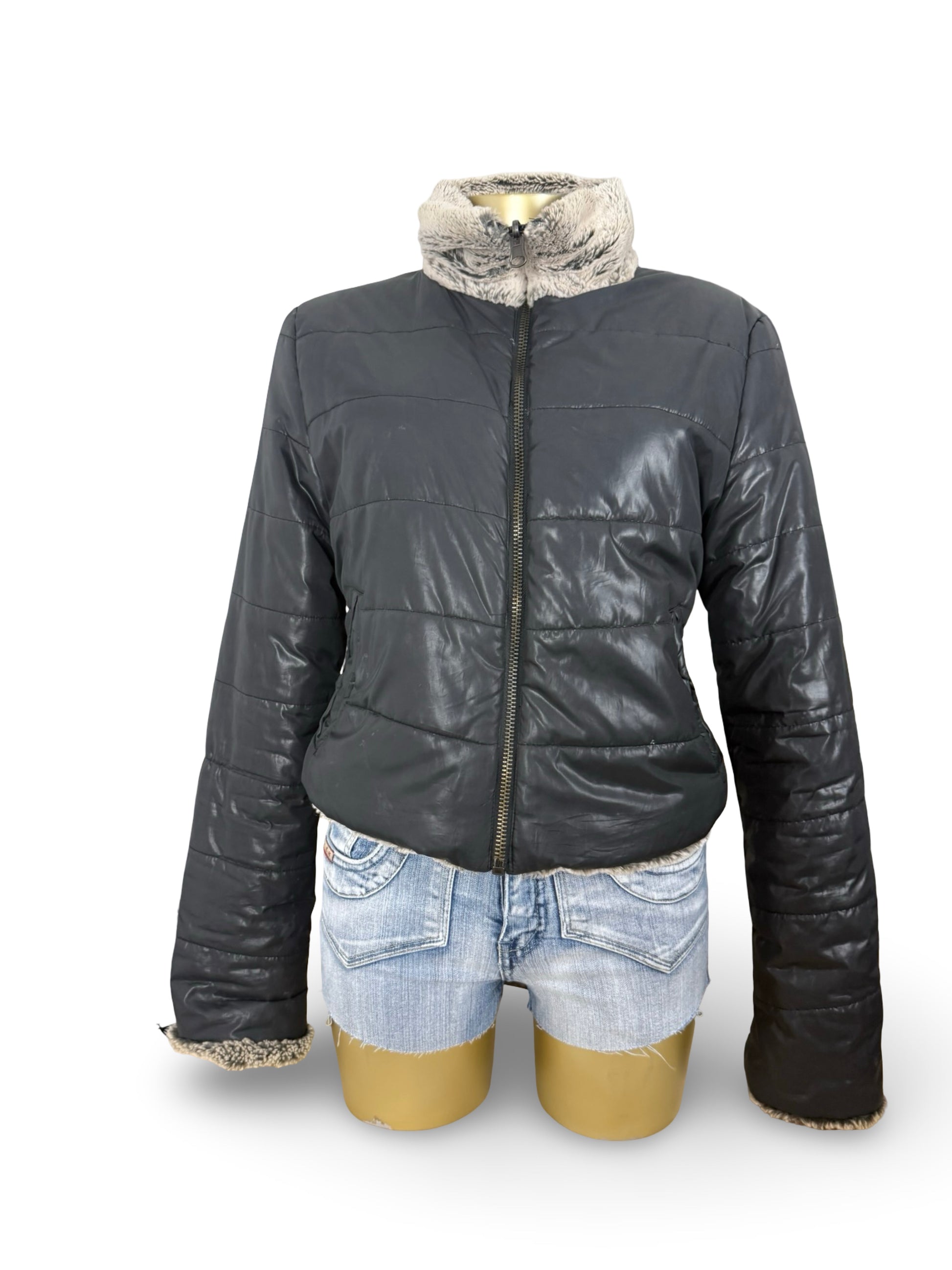 Black 2 in 1 reversible faux fur puffer jacket (S/M)