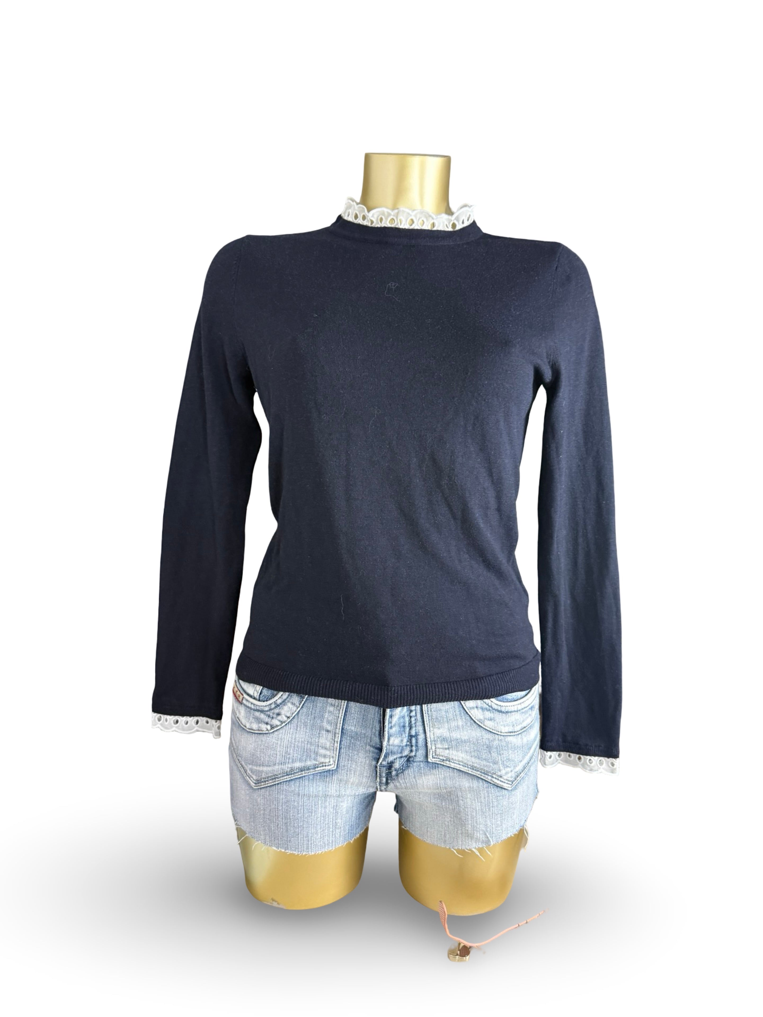 Navy lace neck coquette jumper (S/M)