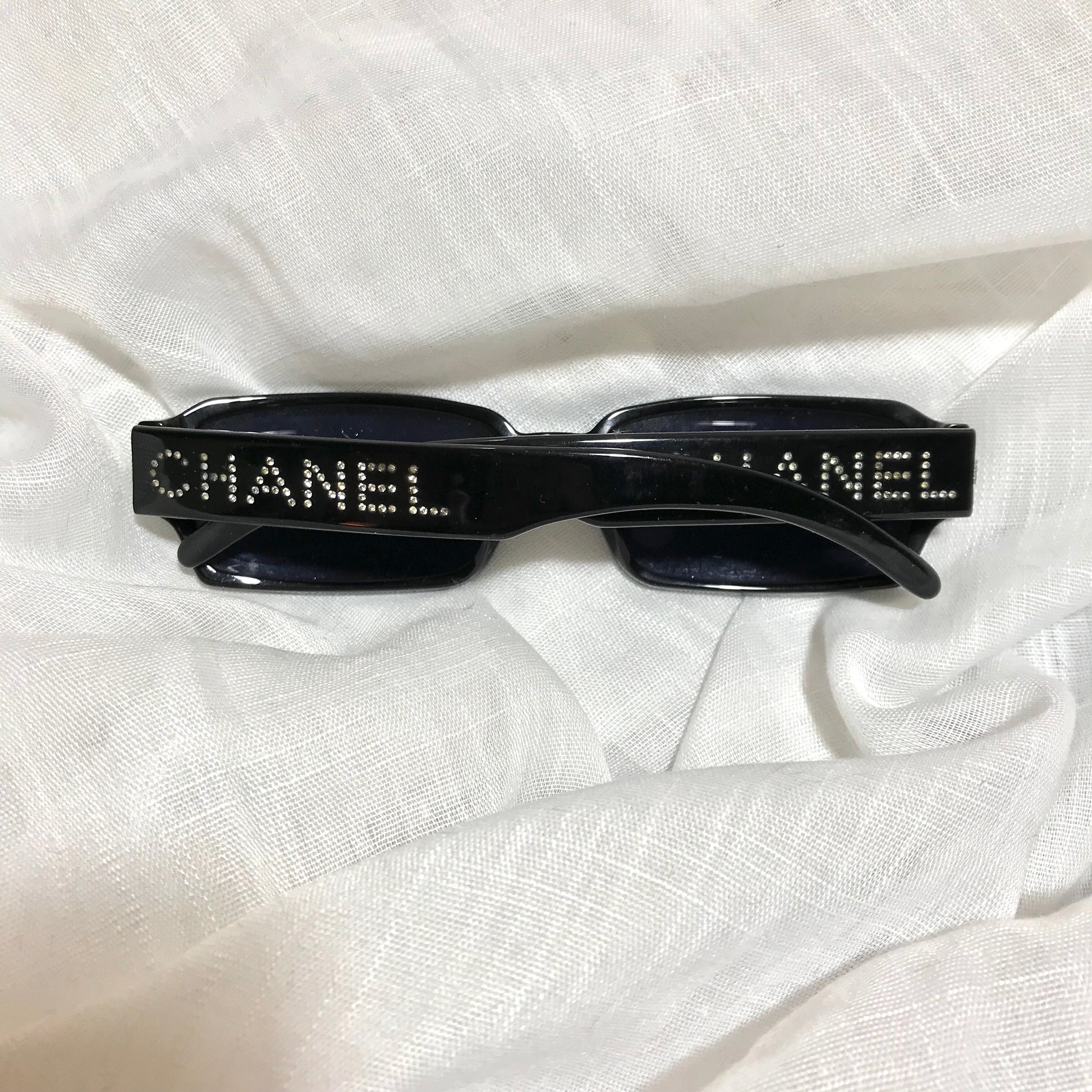 Chanel- Lunettes de soleil strass